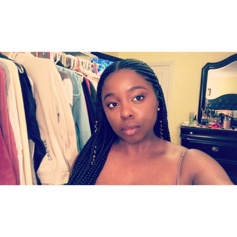 Meet your Posher, Kaylia